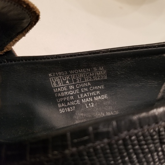 Shoes - Picture 4 of 4